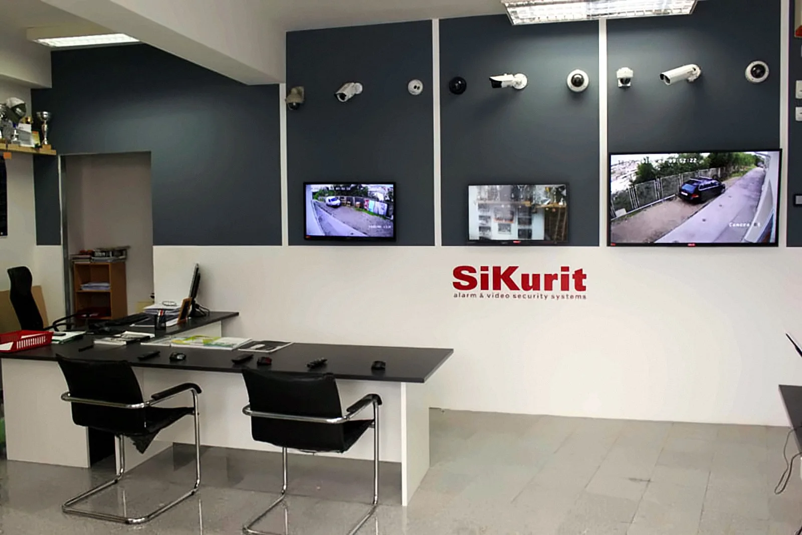 Showroom Sikurita u Puli